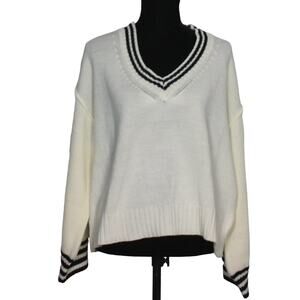 ASOS DESIGN V-Neck Collegiate Style Sweater Size 12